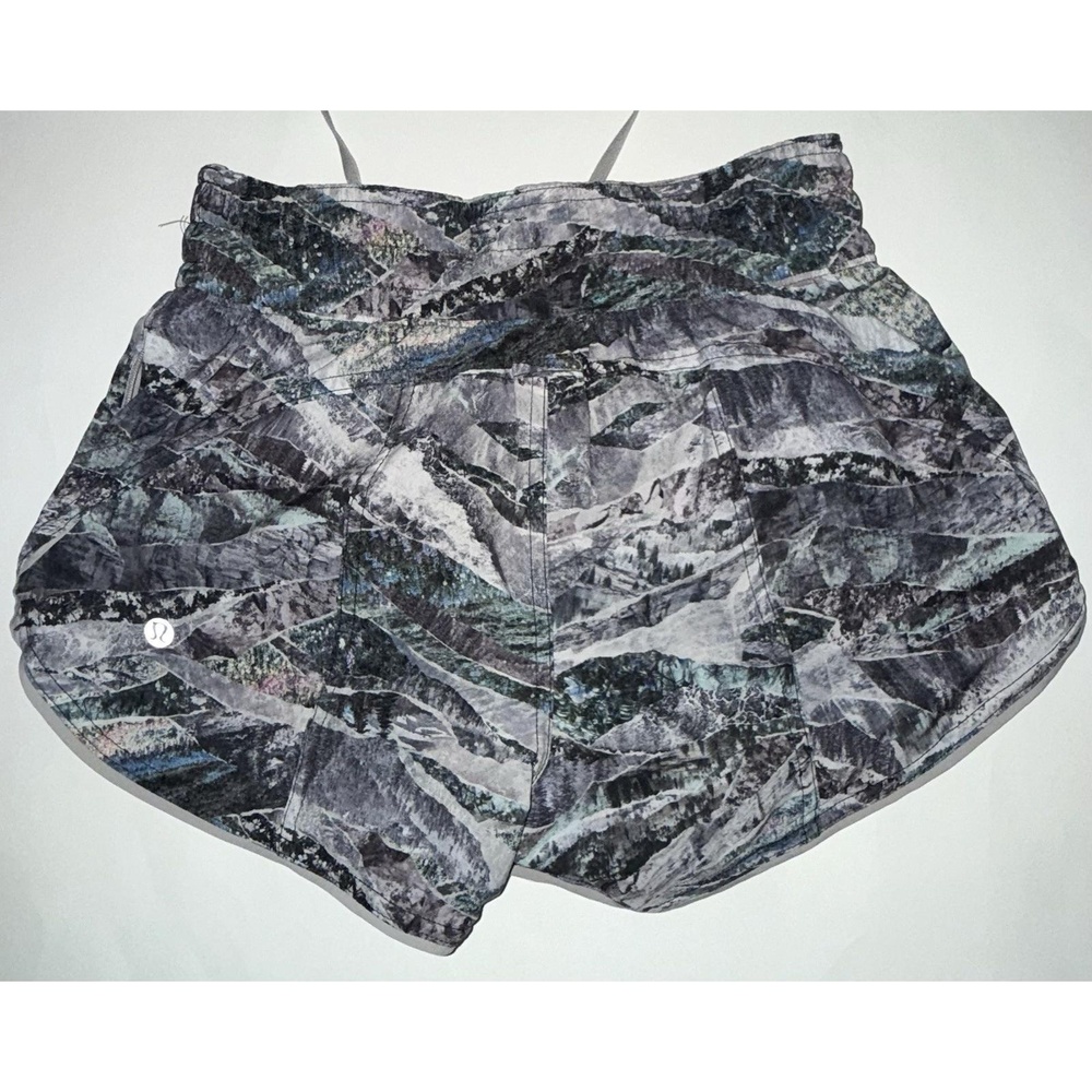 Lululemon Speed Up Shorts 2 Womens Size 2 Scenic Camo Gray Running Gym
